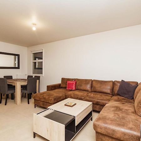 Bright 68 M2 Apartment Near The Stade De France โอแบวีลีเย ภายนอก รูปภาพ