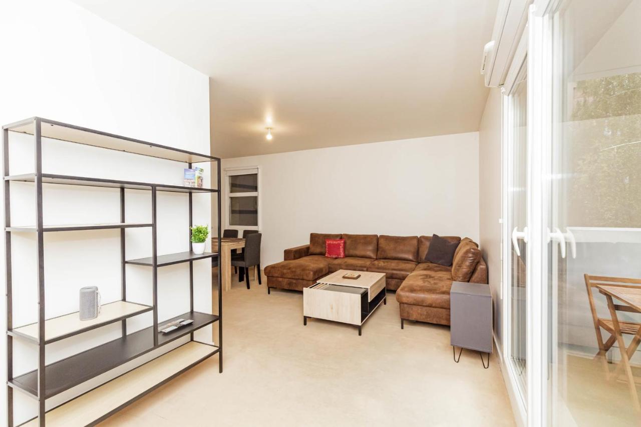 Bright 68 M2 Apartment Near The Stade De France โอแบวีลีเย ภายนอก รูปภาพ
