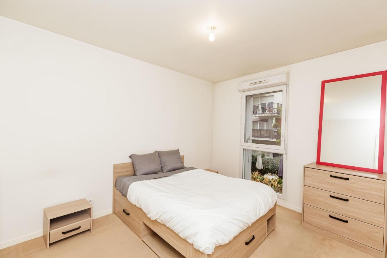 Bright 68 M2 Apartment Near The Stade De France โอแบวีลีเย ภายนอก รูปภาพ